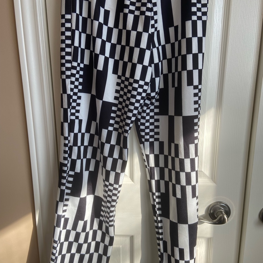 High Waist Geo-print Pants - Picture 3 of 10